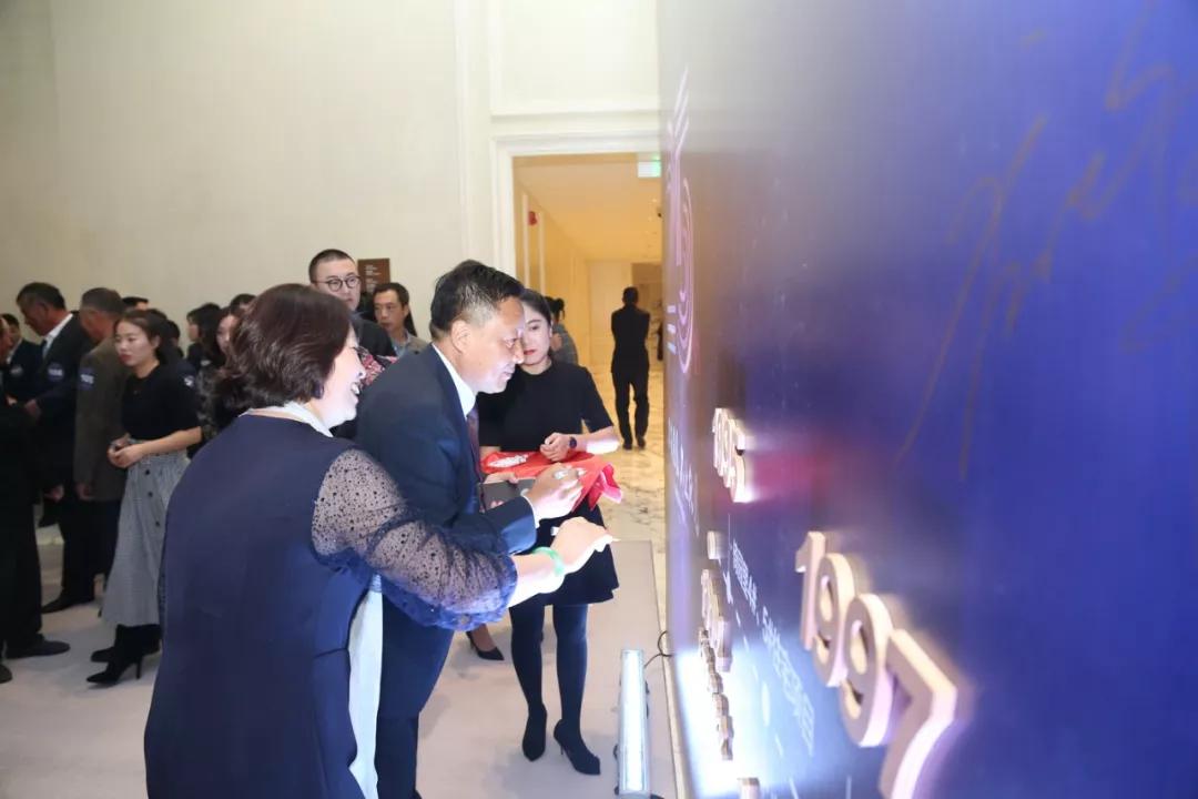 冰球突破-冰球电游豪华版_MG冰球游戏